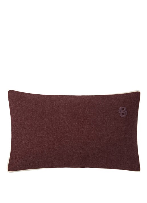 BOSS Clayton sierkussenhoes van linnen 31 x 55 cm - voorkant 3 donkerbruin