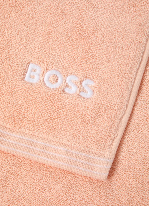 BOSS Edge badhanddoek - 70 x 140 cm - voorkant 3 perzikroze