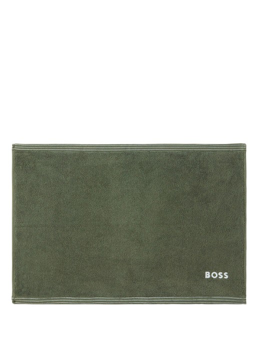 BOSS Edge badmat 50 x 70 cm - voorkant 2 mosgroen