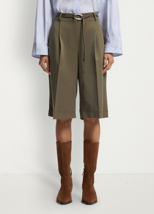 BOSS High waist wide fit korte broek met ceintuur