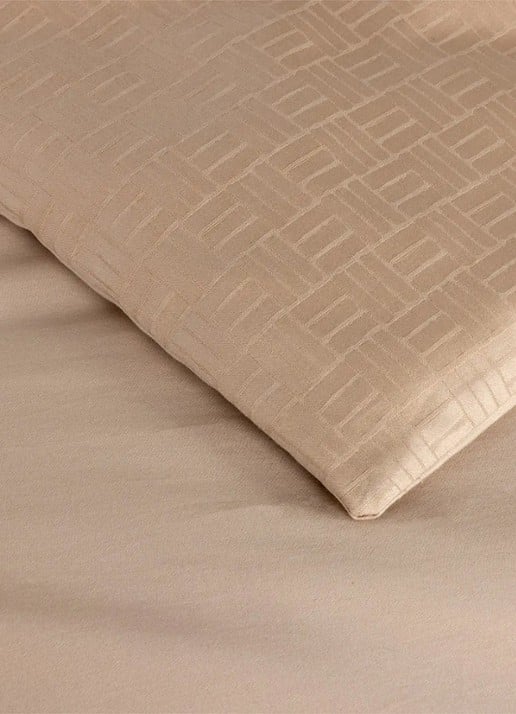BOSS Lattice dekbedovertrek - voorkant 5 beige