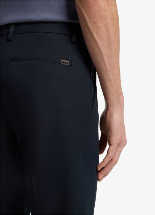 BOSS Modern fit pantalon met steekzakken  - detail 4 dark blue-404 / blauw