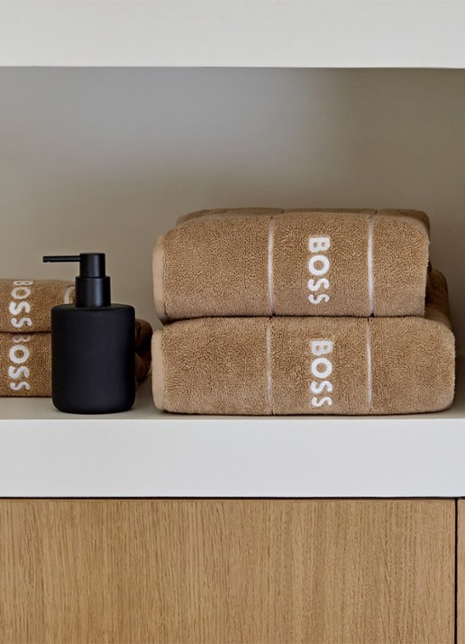 BOSS Plain badlaken - 600 gr/m2 - 100 x 150 cm - detail 2 bruin