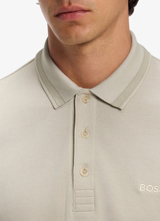 BOSS Polo van katoenpiqué met contrastlogo - detail 5 beige