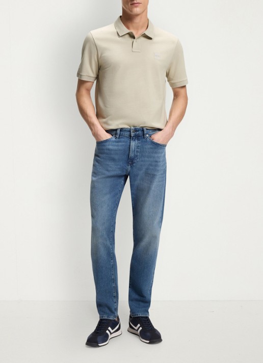 BOSS Slim-fit polo van stretchkatoen met logopatch - voorkant 2 beige