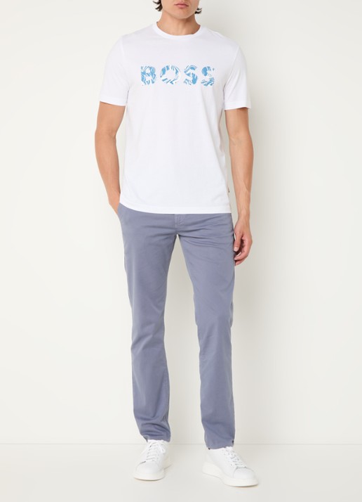 BOSS Slim-fit satijnen chino van stretchkatoen - voorkant 3 navy-415 / blauw