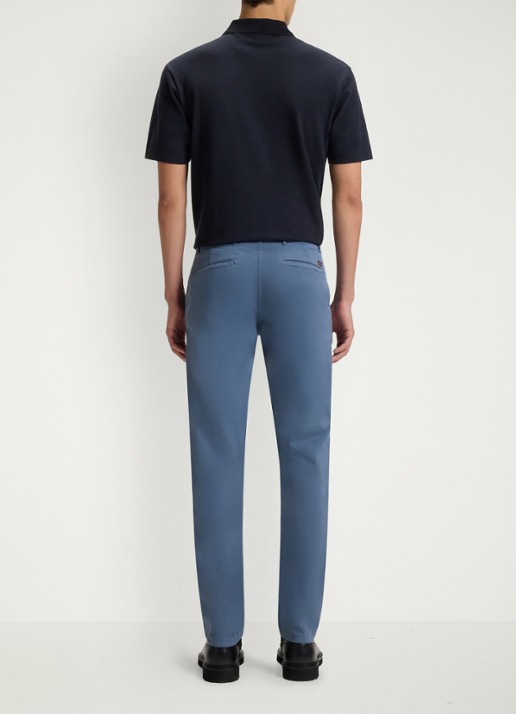 BOSS Slim-fit satijnen chino van stretchkatoen - achterkant 6 open blue-495 / blauw