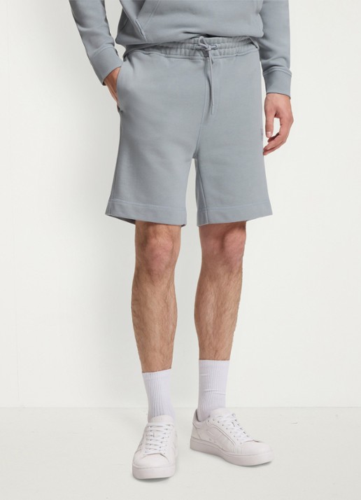 BOSS Straight fit korte broek van sweatstof met logopatch