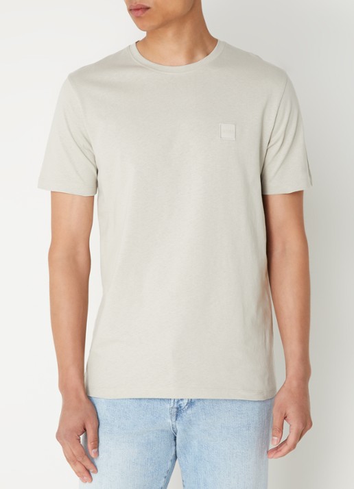 BOSS T-shirt van katoenen jersey met logopatch - detail 3 beige