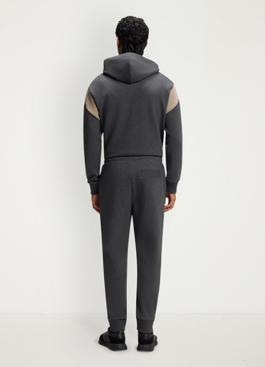 BOSS Tapered fit joggingbroek met logo - achterkant 5 charcoal-010 / grijs