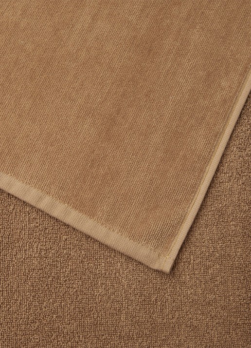 BOSS Zuma strandlaken - 420g/m² - 100 x 180 cm - achterkant 4 camel