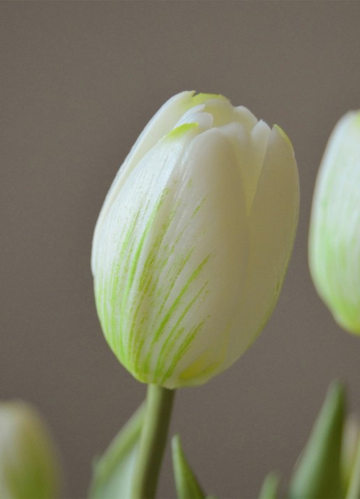 Botané Tulip kunstboeket - detail 2 wit