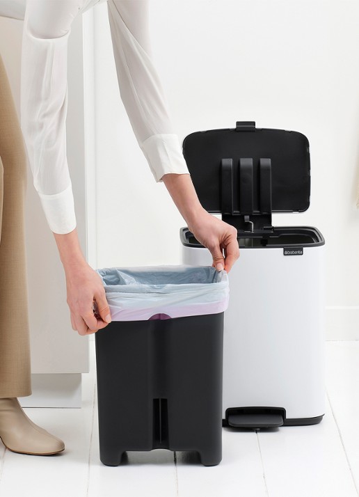 Brabantia Bo pedaalemmer 12 liter - detail 4 wit