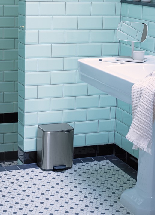 Brabantia Bo pedaalemmer 7 liter - detail 6 metallic