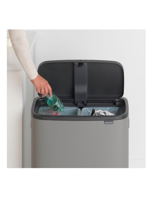 Brabantia Bo Touch Bin  duo prullenbak met deksel  2 x 30 liter - detail 4 grijs
