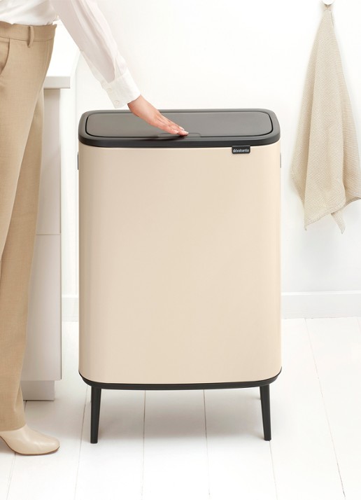 Brabantia Bo Touch Bin Hi prullenbak 60 liter - detail 3 beige
