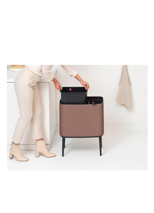 Brabantia Bo Touch Bin prullenbak 11 + 23 liter - detail 7 taupe