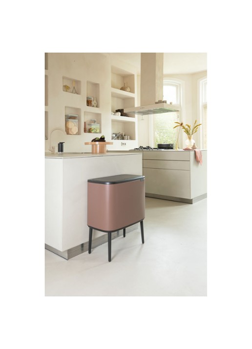 Brabantia Bo Touch Bin prullenbak 11 + 23 liter - voorkant 2 taupe