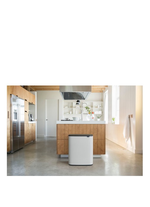 Brabantia Bo Touch Bin prullenbak met deksel 60 liter - voorkant 7 wit