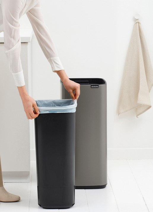 Brabantia Bo touch prullenbak 30 liter - detail 4 grijs