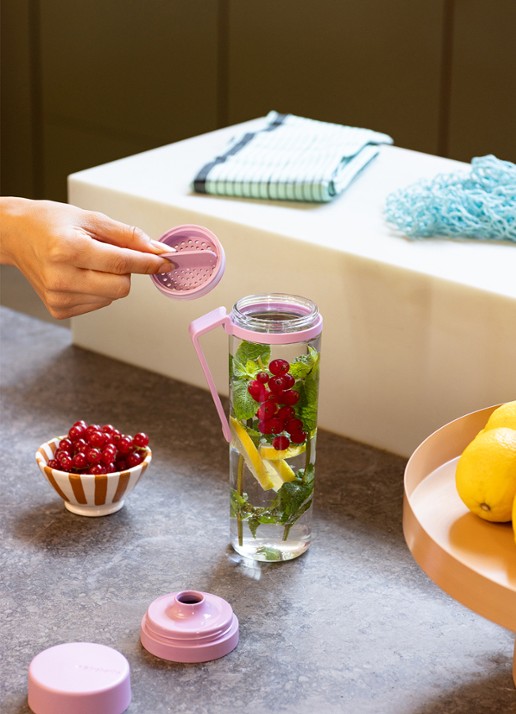 Brabantia Make & Take drinkfles met fruitfilter 50 cl  - detail 5 donkerroze