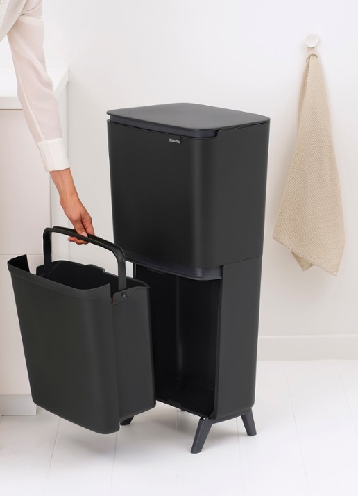 Brabantia SortUp prullenbak met deksel 45 liter - detail 5 antraciet