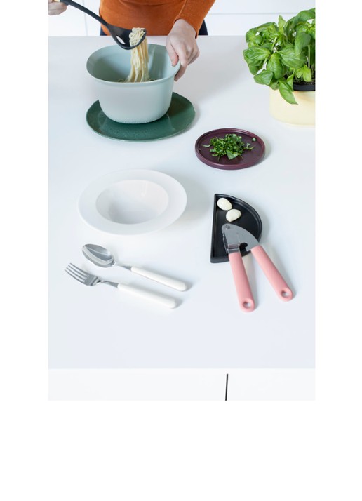 Brabantia TASTY+ knoflookpers - detail 6 oudroze