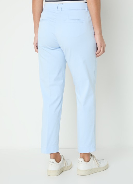 BRAX Mara mid waist cropped slim fit chino met steekzakken - achterkant 4 lichtblauw
