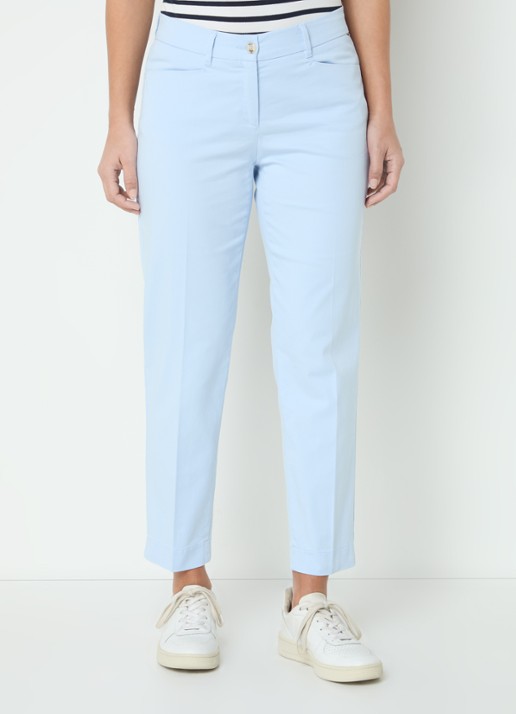 BRAX Mara mid waist cropped slim fit chino met steekzakken - detail 3 lichtblauw