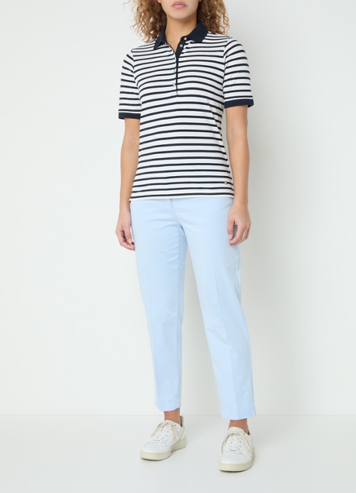BRAX Mara mid waist cropped slim fit chino met steekzakken - voorkant 2 lichtblauw