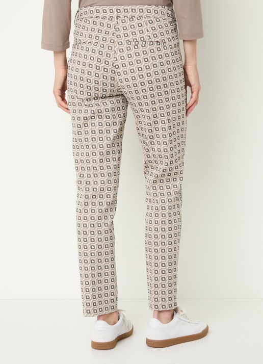 BRAX Maron S low waist straight fit cropped chino met grafische print - achterkant beige