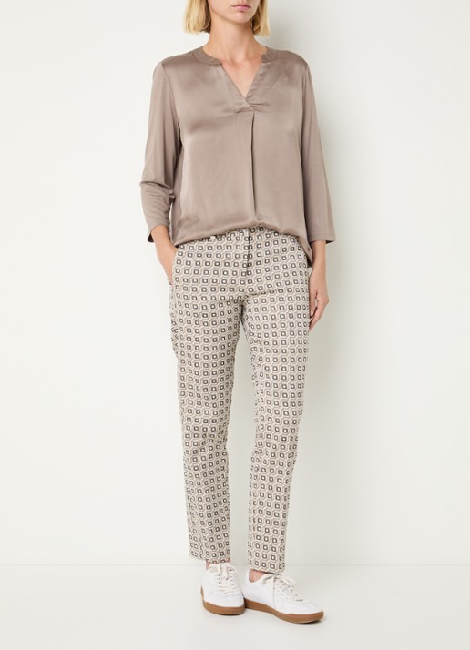 BRAX Maron S low waist straight fit cropped chino met grafische print - voorkant 4 beige