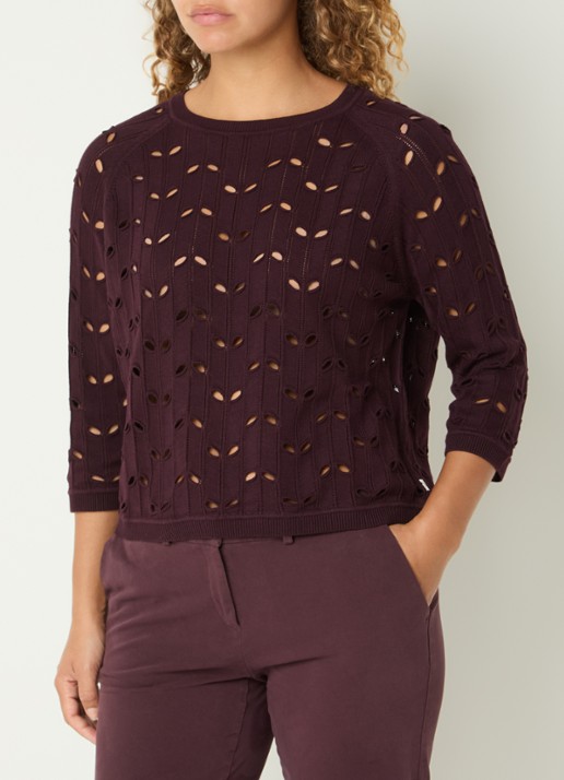 BRAX Nala top met opengewerkt dessin - detail 2 aubergine