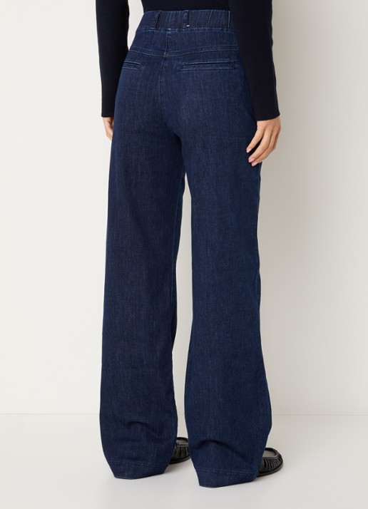 BRAX Pam mid waist loose fit jeans met donkere wassing - achterkant donkerblauw