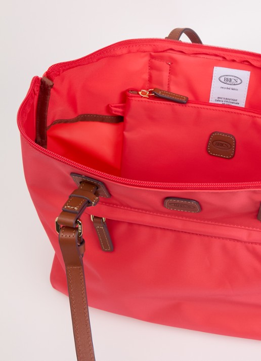 Bric's Sportina Large shopper met leren details en uitneembaar etui - detail 3 koraalrood