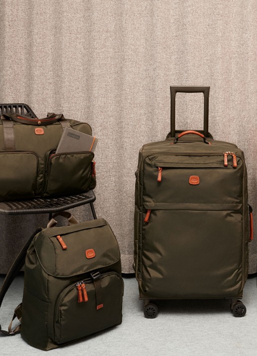 Bric's X-Travel M weekendtas met afneembare en verstelbare schouderriem - voorkant 2 legergroen
