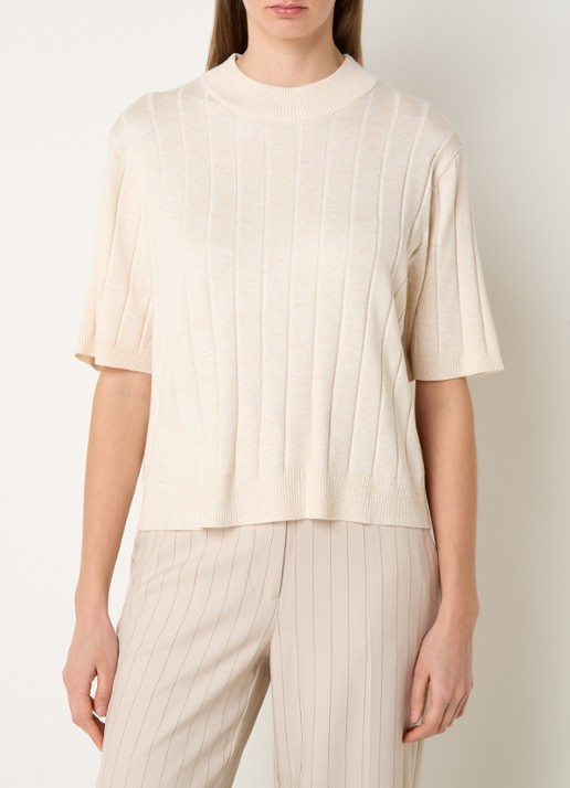 Bruuns Bazaar AnemoneBBGlady fijngebreide top met ribstructuur - detail creme