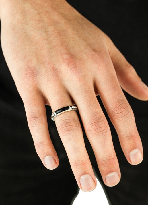 Buddha to Buddha Ben Mini ring van zilver - detail zilver
