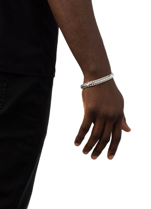 Buddha to Buddha Edwin/Ben XS schakelarmband van zilver - voorkant 3 zilver