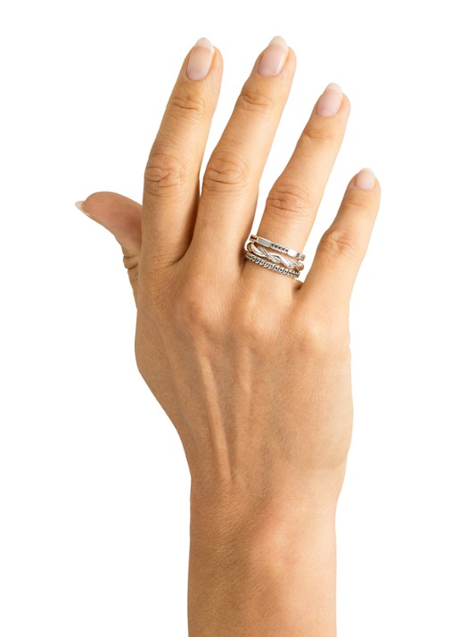 Buddha to Buddha Stacking Ring Nathalie Zilver - detail 3 zilver
