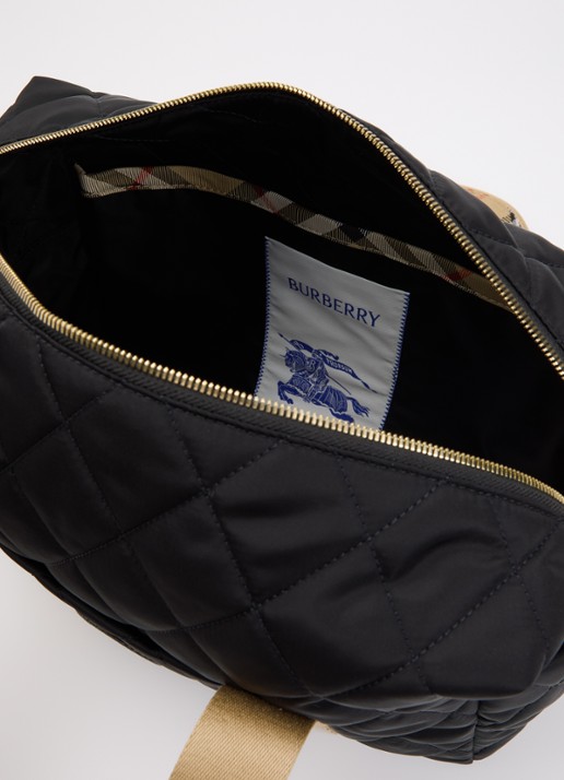 Burberry Belfast luiertas met quilt patroon en verschoningsmat - detail 2 zwart