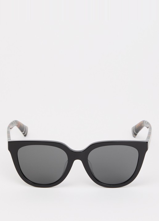 Burberry Cat Eye zonnebril BE4469F - detail zwart