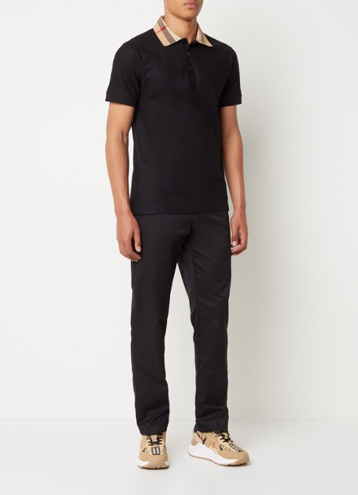 Burberry Cody regular fit polo met logoprint - voorkant 2 zwart