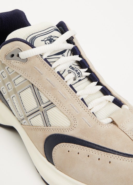 Burberry Eclipse sneaker met kalfssuède details - detail 4 beige