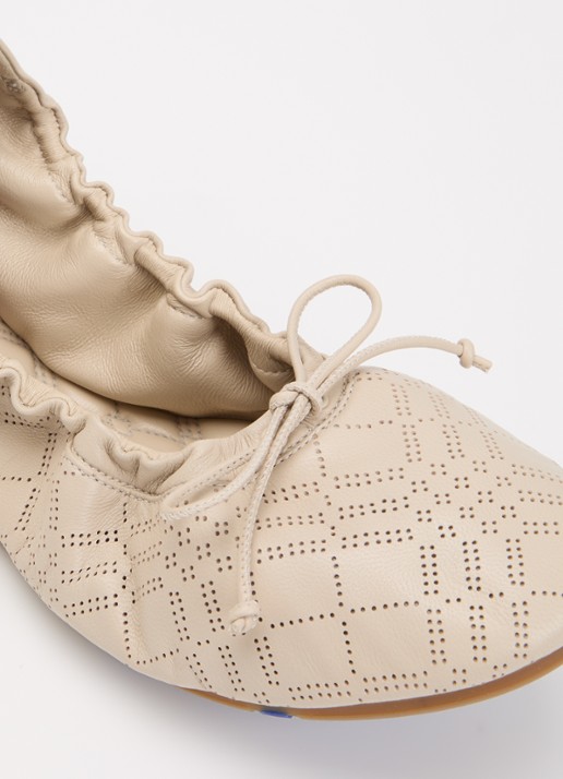 Burberry Fawn ballerina van lamsleer - detail 6 beige