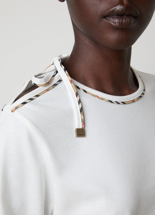 Burberry Frankie T-shirt met strikkraag - detail 4 gebroken wit