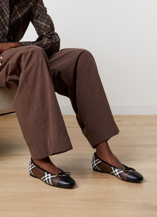 Burberry Highgate ballerina met ruitdessin en details van lamsleer - voorkant 6 multicolor