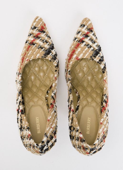 Burberry Pump met ruitdessin - detail 4 camel