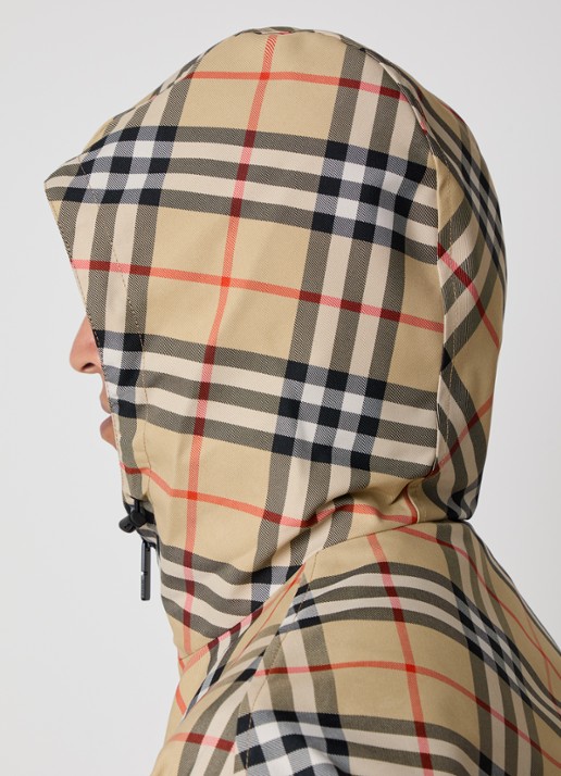 Burberry Reversible windjack met ruitdessin en capuchon - detail 2 zand