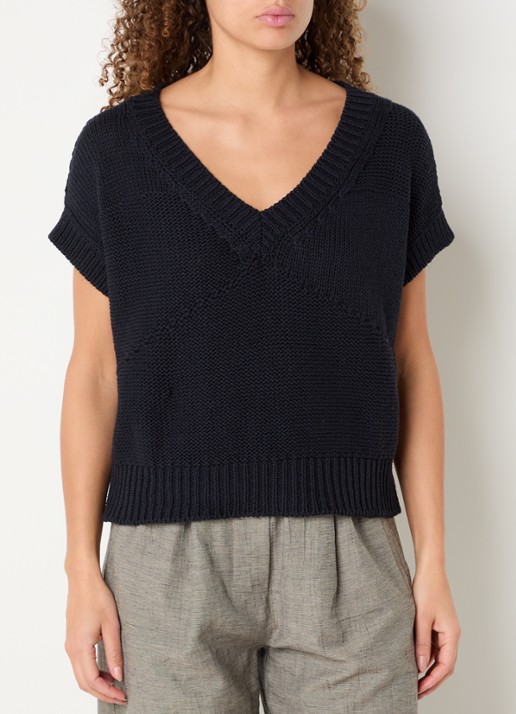 by-bar Anna grofgebreide spencer met V-hals - detail donkerblauw